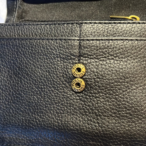 NWOT FOSSIL black cowhide leather wallet - Picture 4 of 7